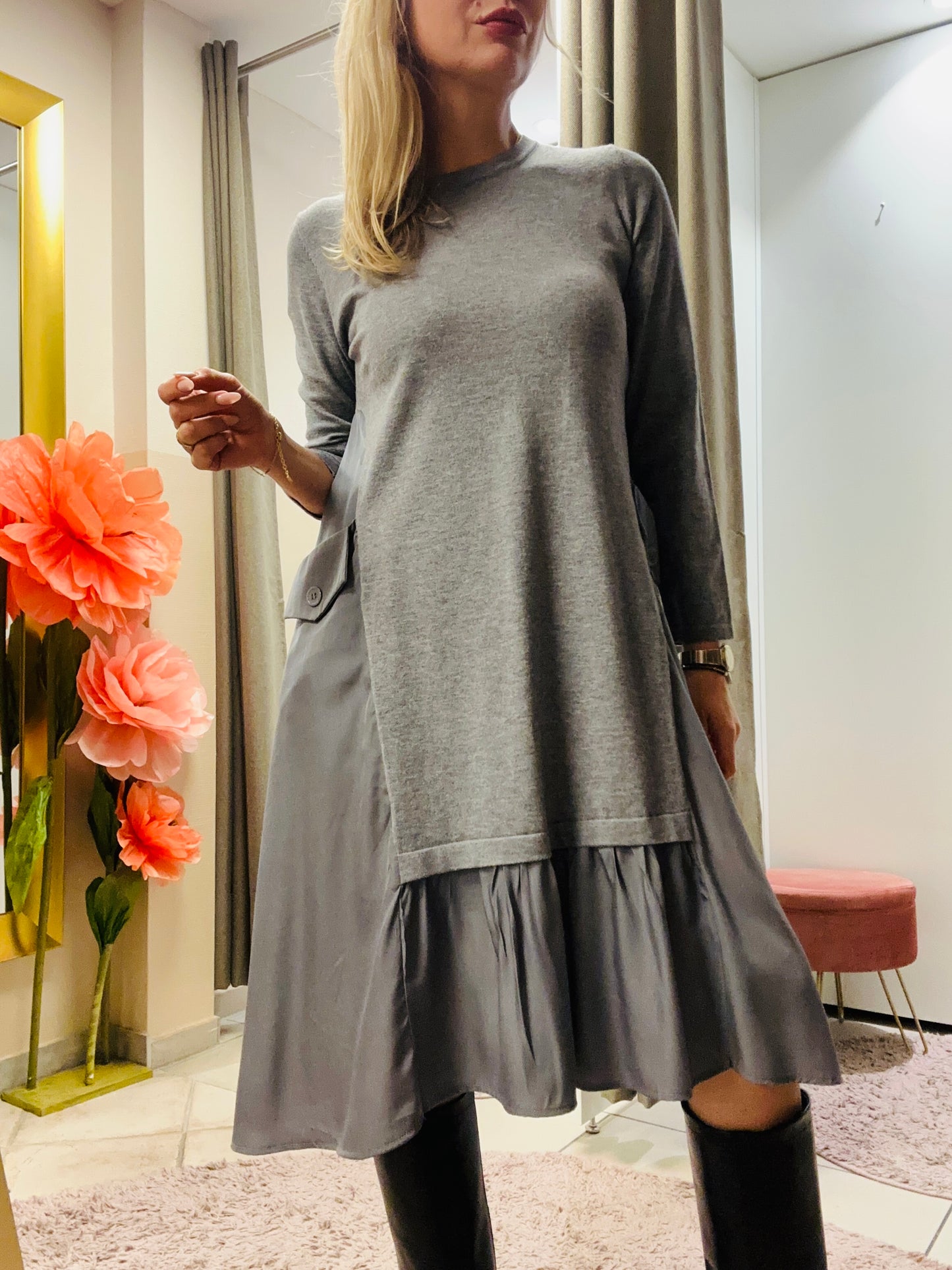 Rüschen-Kleid in Anthrazit M